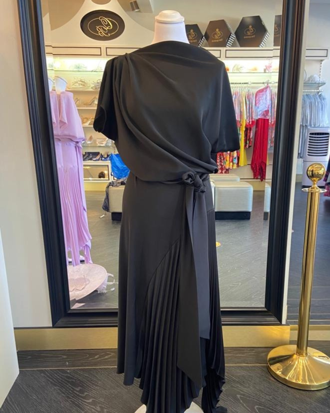 Kevan Jon - Mila Pleat Knee - Black