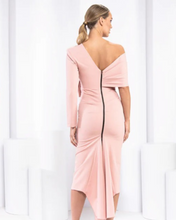 Load image into Gallery viewer, Size 10/12 Kevan Jon - Carolyn OS - Blush