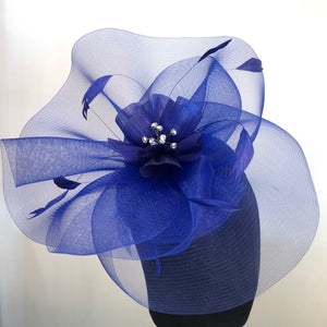 Snoxell & Gwyther - 2045 FASCINATOR