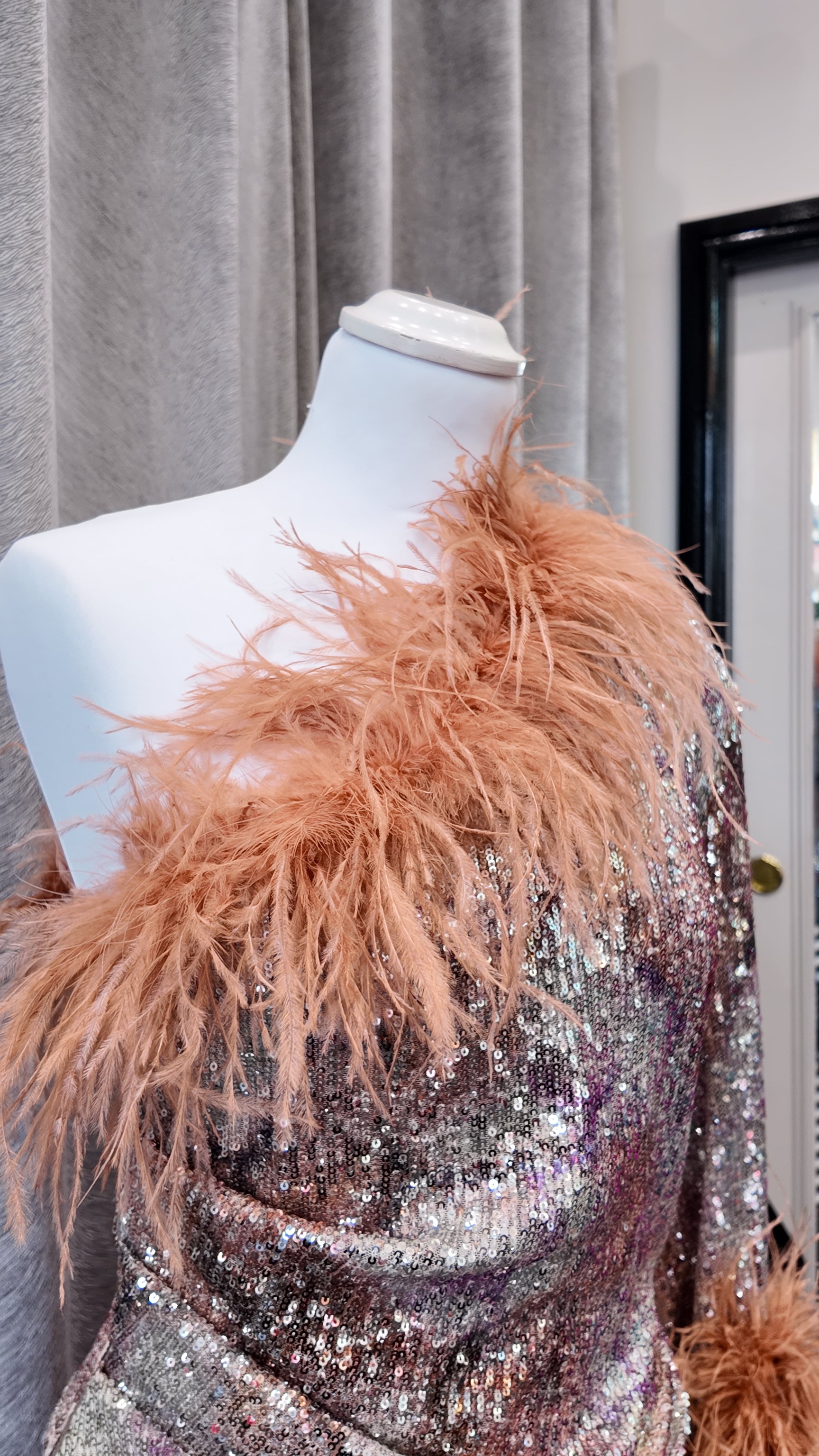 Size 14/16 Kevan Jon - CAMILLE KNEE - CORAL