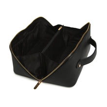 Load image into Gallery viewer, ALICE WHEELER - AW0257 Black Train Case L