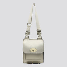 Load image into Gallery viewer, QB MILAN SACHA CROSSBODY BAG