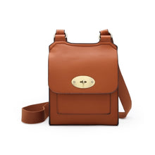Load image into Gallery viewer, QB MILAN SACHA CROSSBODY BAG