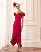 Load image into Gallery viewer, size 18 John Charles - 66632B - Ruby