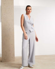 Load image into Gallery viewer, Sizes 16 & 18 - NAYA - NAS25 272 - Button Waistcoat