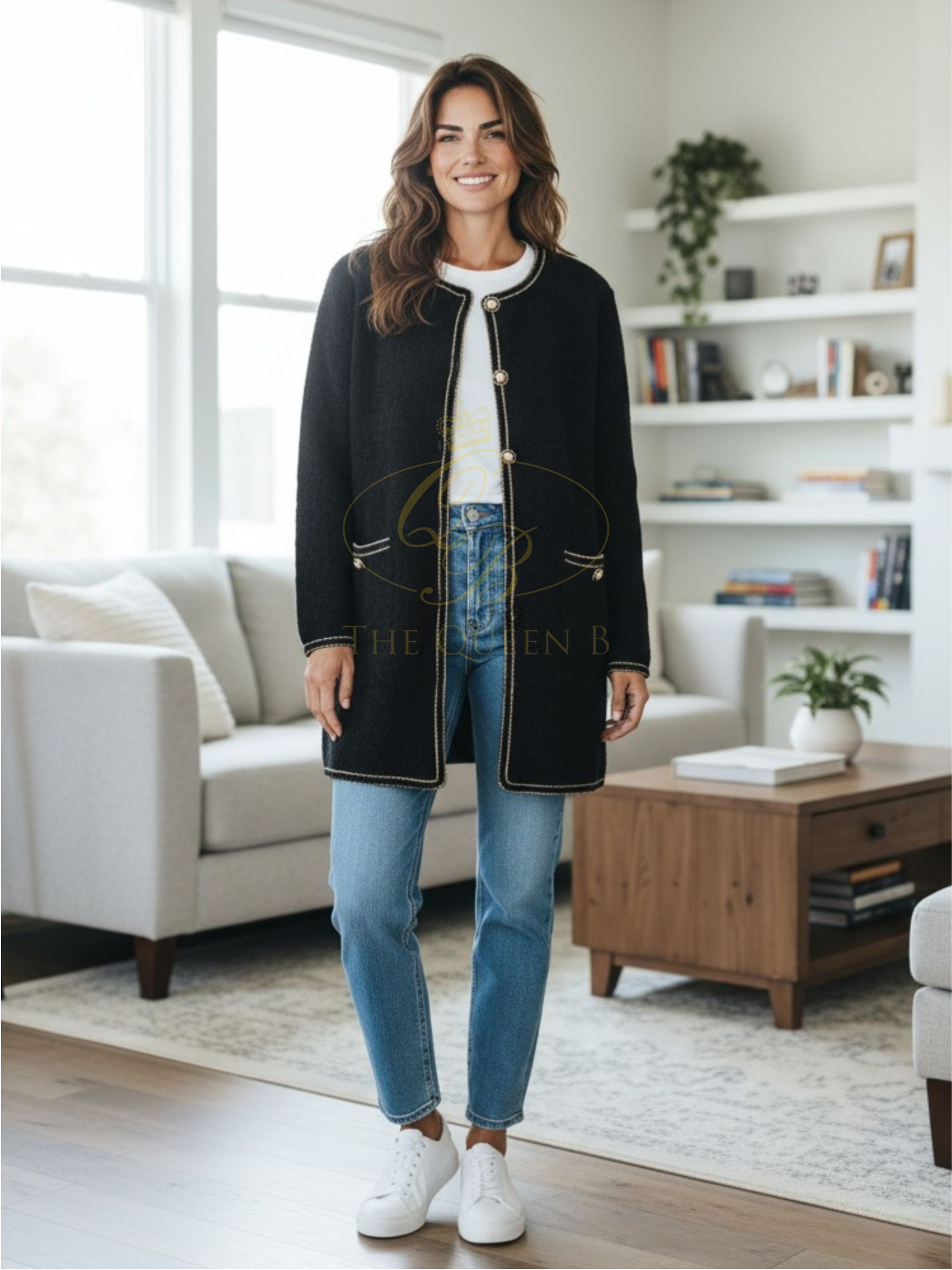 PARAMOUR 8073 Black Design Jacket – women’s longline knit jacket in black with round neckline, pearl-effect button fastening, decorative pockets and contrast trim. Elegant layering piece for day-to-night styling.