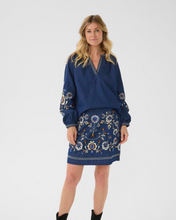 Load image into Gallery viewer, CREAM - GRO BLOUSE