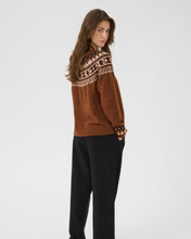 Load image into Gallery viewer, CREAM - CHERRIE PULLOVER