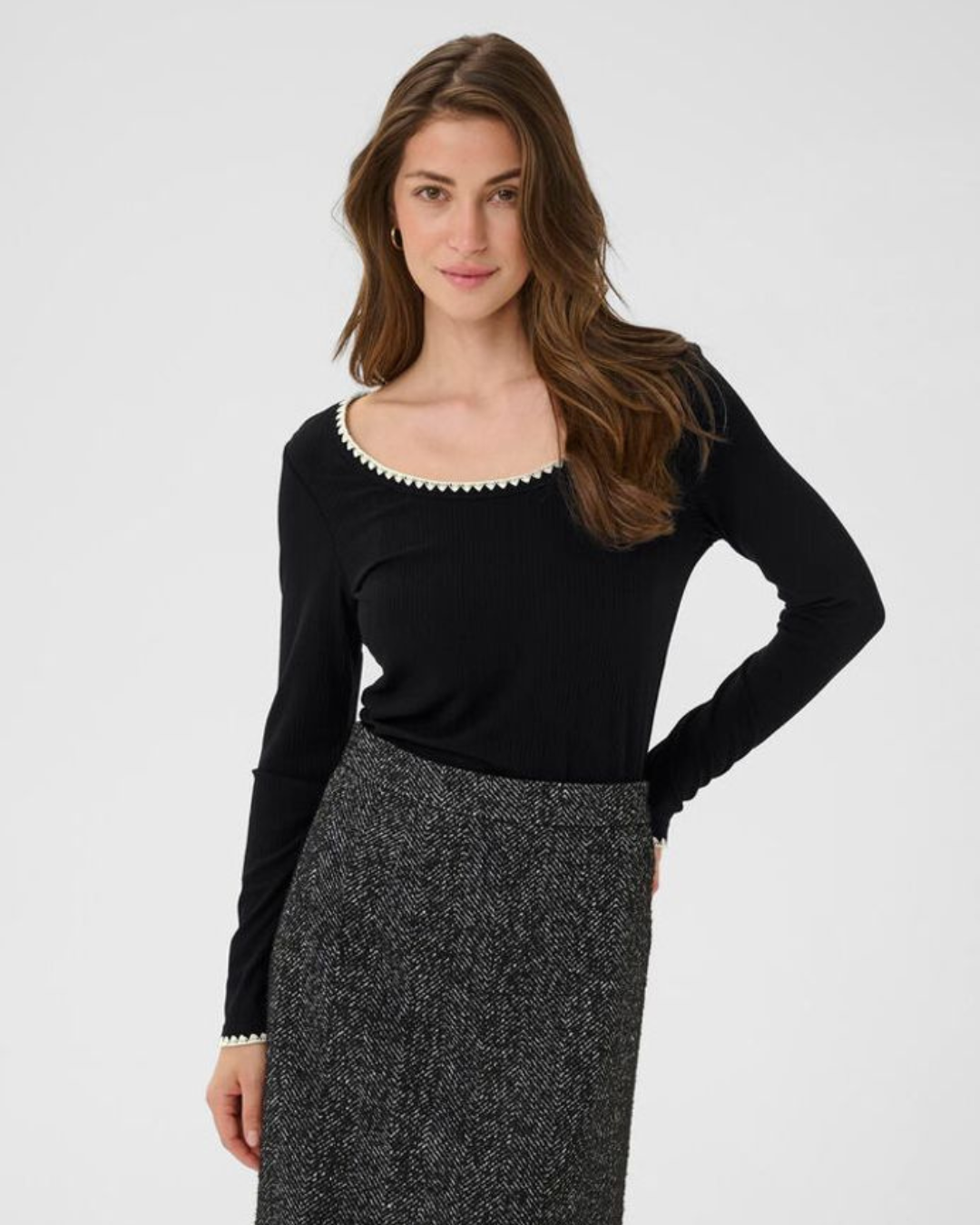 CREAM - RIBBA EMBRD L/S T SHIRT