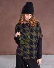 Load image into Gallery viewer, NAYA - NAW25 244 Knit Top