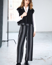 Load image into Gallery viewer, NAYA - NAW25 156 Jacket with Stripe