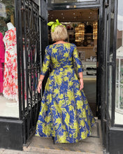 Load image into Gallery viewer, Veromia Occasions VO1613 Fern / Royal