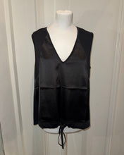 Load image into Gallery viewer, Malissa J - WF2152 FISH SATIN TOP BLACK