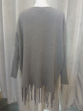 Load image into Gallery viewer, PARAMOUR - FRINGE JUMPER 8053