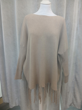 Load image into Gallery viewer, PARAMOUR - FRINGE JUMPER 8053