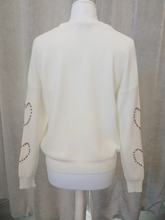 Load image into Gallery viewer, PARAMOUR - HEART JUMPER 8059