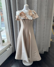 Load image into Gallery viewer, Veni Infantino Ceremonia - 25093 / 992485 Champagne / Ivory