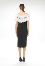 Load image into Gallery viewer, Carla Ruiz - 50014 - dress with ruffle neck
