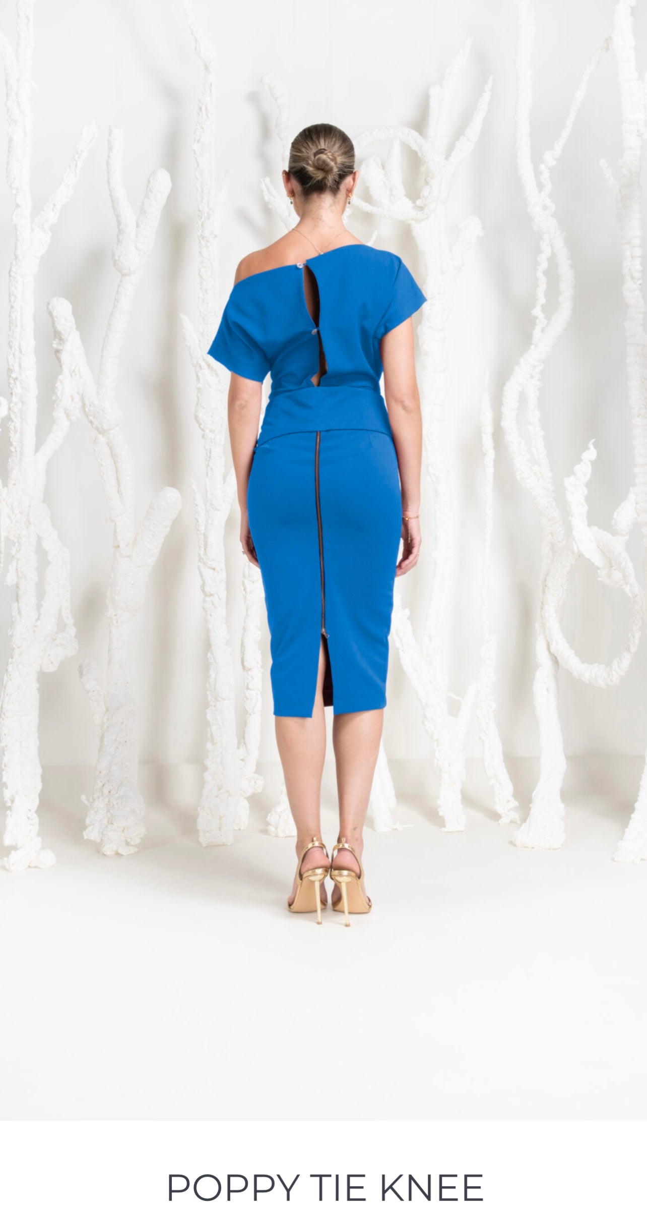 ‼️ 1 left ‼️ SIZE 16/18 - Kevan Jon - Poppy Tie Knee - New Blue