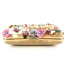 Load image into Gallery viewer, QBS - K020 - Applique Flower Clutch Bag
