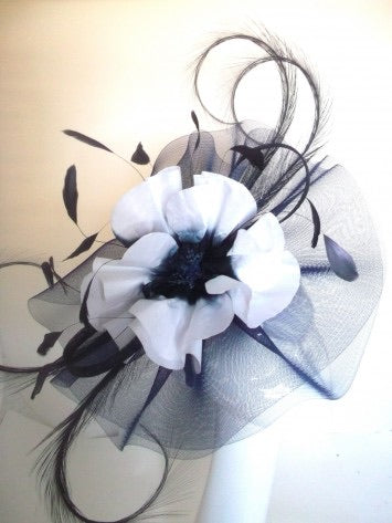 Snoxell & Gwyther -  0293 fascinator