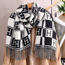Load image into Gallery viewer, QB - PCHA - WS022 H SCARF
