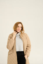 Load image into Gallery viewer, **NEW** CREAM - ARWEN - JKT - MINK
