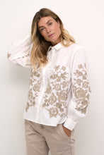 Load image into Gallery viewer, ‼️ 1 left ‼️ CREAM - DAISY BLOUSE
