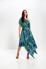 Load image into Gallery viewer, Kevan Jon - Mila Pleat Knee - Leo Satin
