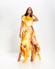 Load image into Gallery viewer, Kevan Jon - Emilia Pleat - Sorbet Crepe Lemon
