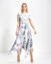 Load image into Gallery viewer, Size 8/10 Kevan Jon - Emilia Pleat - Ombre Floral

