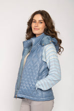 Load image into Gallery viewer, JESSICA GRAAF - 28034 BLUE GILET
