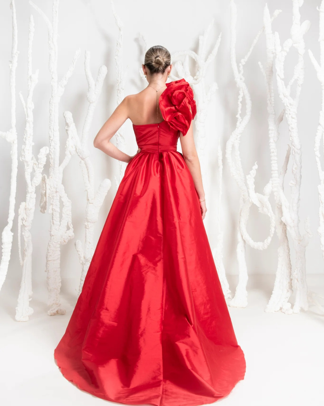 Kevan Jon - Aoife - Red