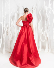 Load image into Gallery viewer, Kevan Jon - Aoife - Red
