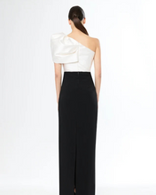 Load image into Gallery viewer, ‼️ 1 left ‼️ size 14 Carla Ruiz - 151535 - MIDI DRESS
