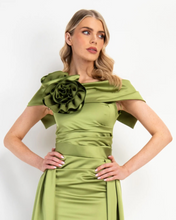 Load image into Gallery viewer, Kevan Jon - Kris Bardot &amp; Overskirt - Black
