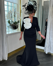Load image into Gallery viewer, Kevan Jon - Erin  Ball - Black / Ivory
