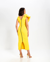 Load image into Gallery viewer, Kevan Jon - Bobbie -  Plunge - Yellow
