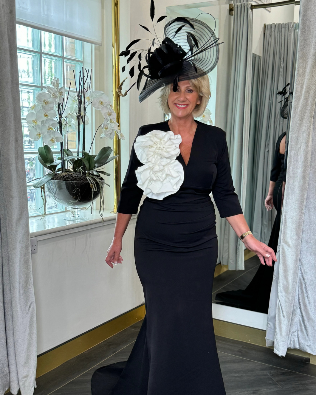 Kevan Jon - Erin  Ball - Black / Ivory