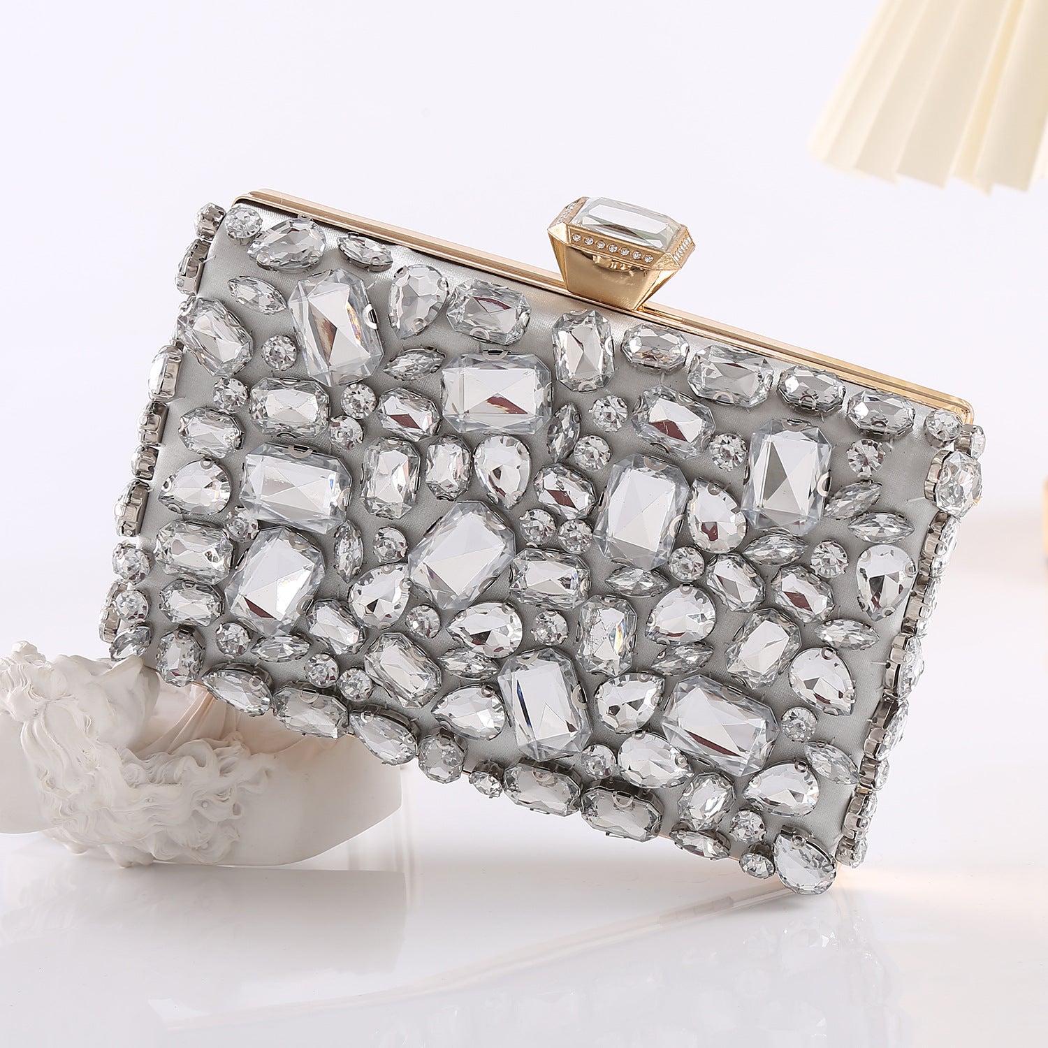 ‼️ 1 left ‼️ PCHA - 0831 CRYSTAL CLUTCH