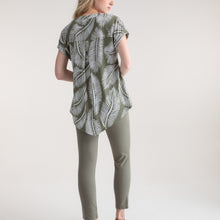 Load image into Gallery viewer, Marble - Tunic 7935
