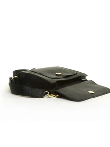 ALICE WHEELER AW5571 black Bloomsbury cross body bag in vegan leather with gold hardware, magnetic flap closure and adjustable strap.