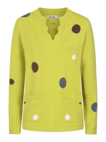 Women’s knit jumper with multicolour polka dots, notched neckline, long sleeves and front patch pockets – soft, cosy, and perfect for stylish everyday layering.
