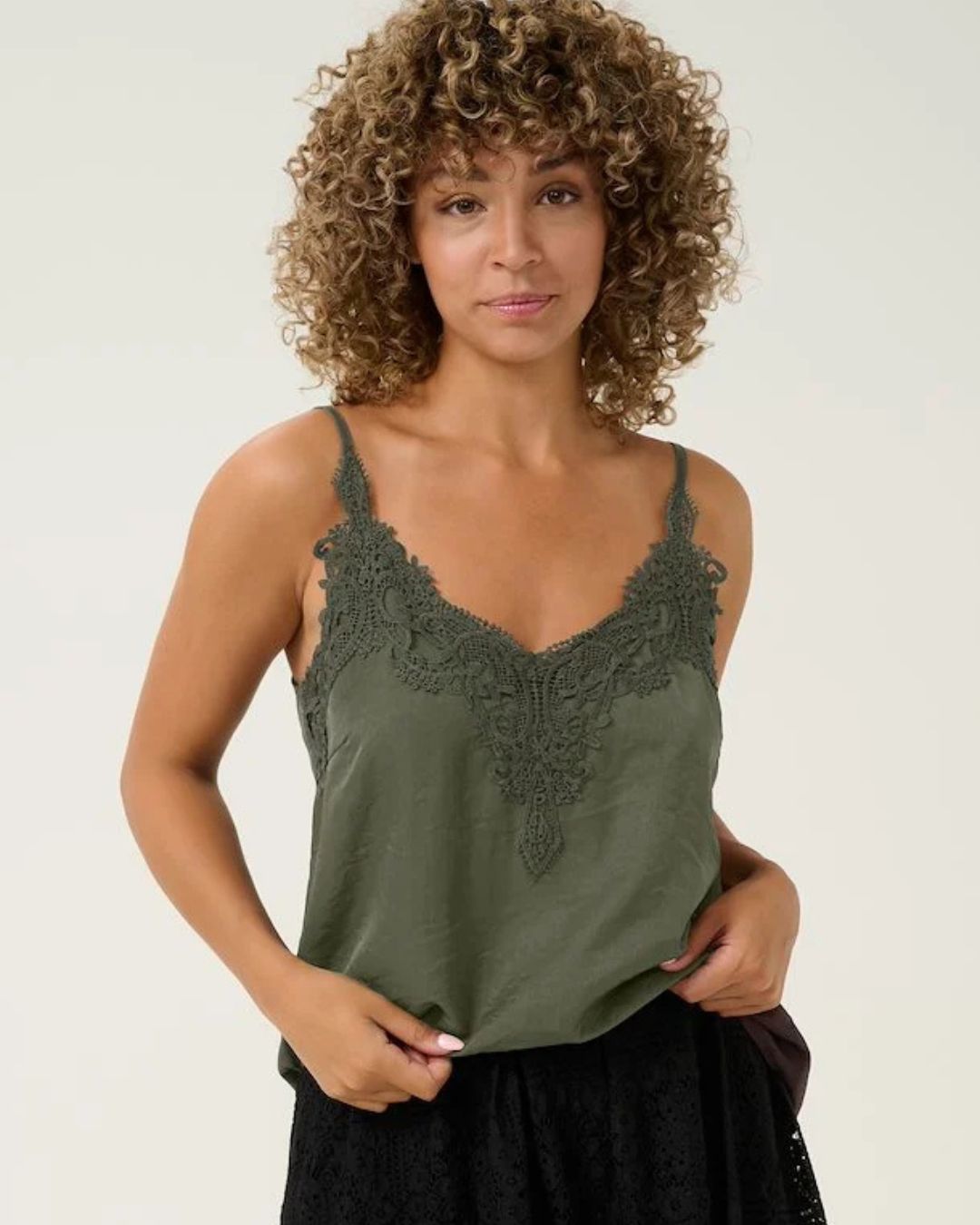 CREAM - ANNA TOP - OLIVE