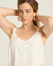 Load image into Gallery viewer, ‼️ 1 left ‼️ CREAM - ANNA TOP - WHITE
