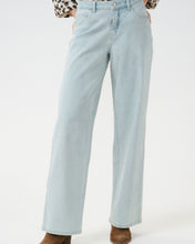 Load image into Gallery viewer, Sizes 10 &amp; 14 CREAM - JOANNA JEANS - COCO FIT
