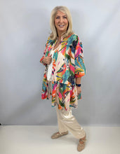 Load image into Gallery viewer, Malissa J - WF2388 Tiered Tropical JKT

