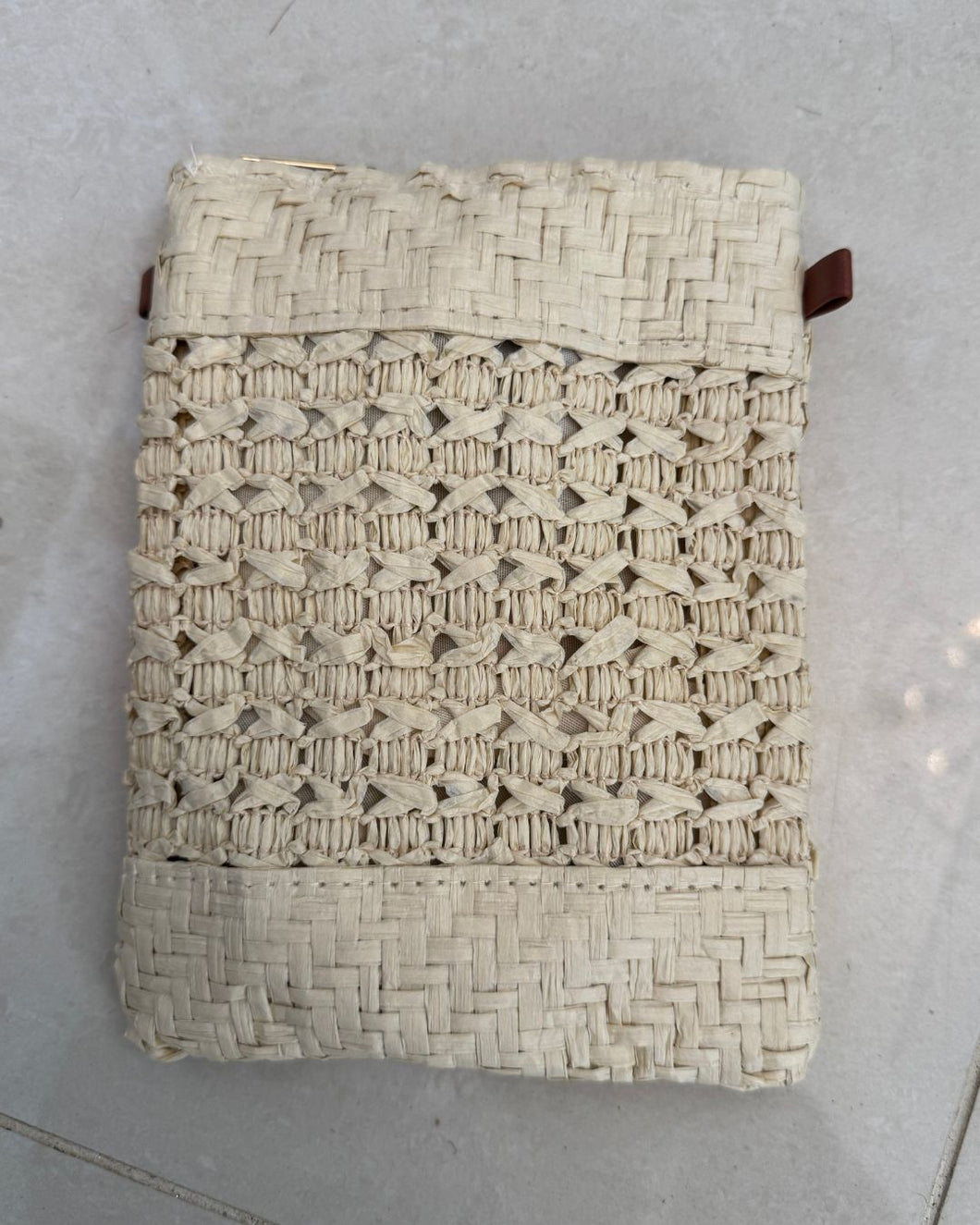 QBSS25 CA - GRACE 163 PHONE BAG