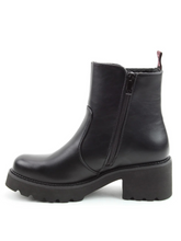 Load image into Gallery viewer, Heavenly Feet Gemini Black Boot – lightweight vegan ankle boots with chunky block heel, memory-foam insole and side zip fastening, women’s winter footwear.
