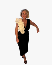 Load image into Gallery viewer, Kevan Jon - Bobbie Plunge - Black / Ivory
